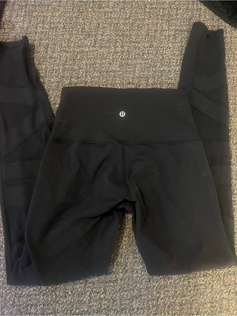 lululemon athletica Black High-Rise Mesh-Panel Leggings - Picture 4 of 5